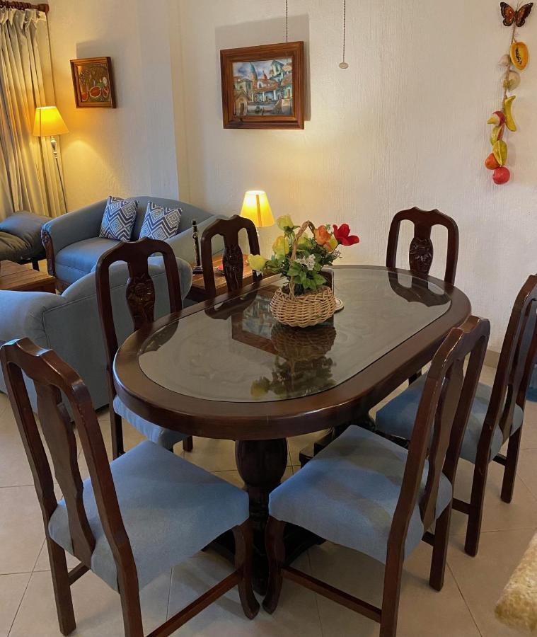 Departamento Frente Al Mar Con Dos Recamaras Y Seguridad 24 H A Dos Cuadras De La Quinta Avenida 신데 델 카르멘 외부 사진